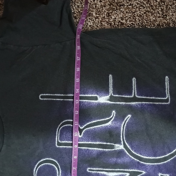 EUC Prince Tee - Picture 2 of 3